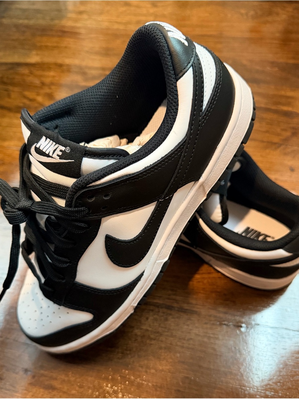 Nike Men's Black and White Panda Sneakers 7M/8.5W